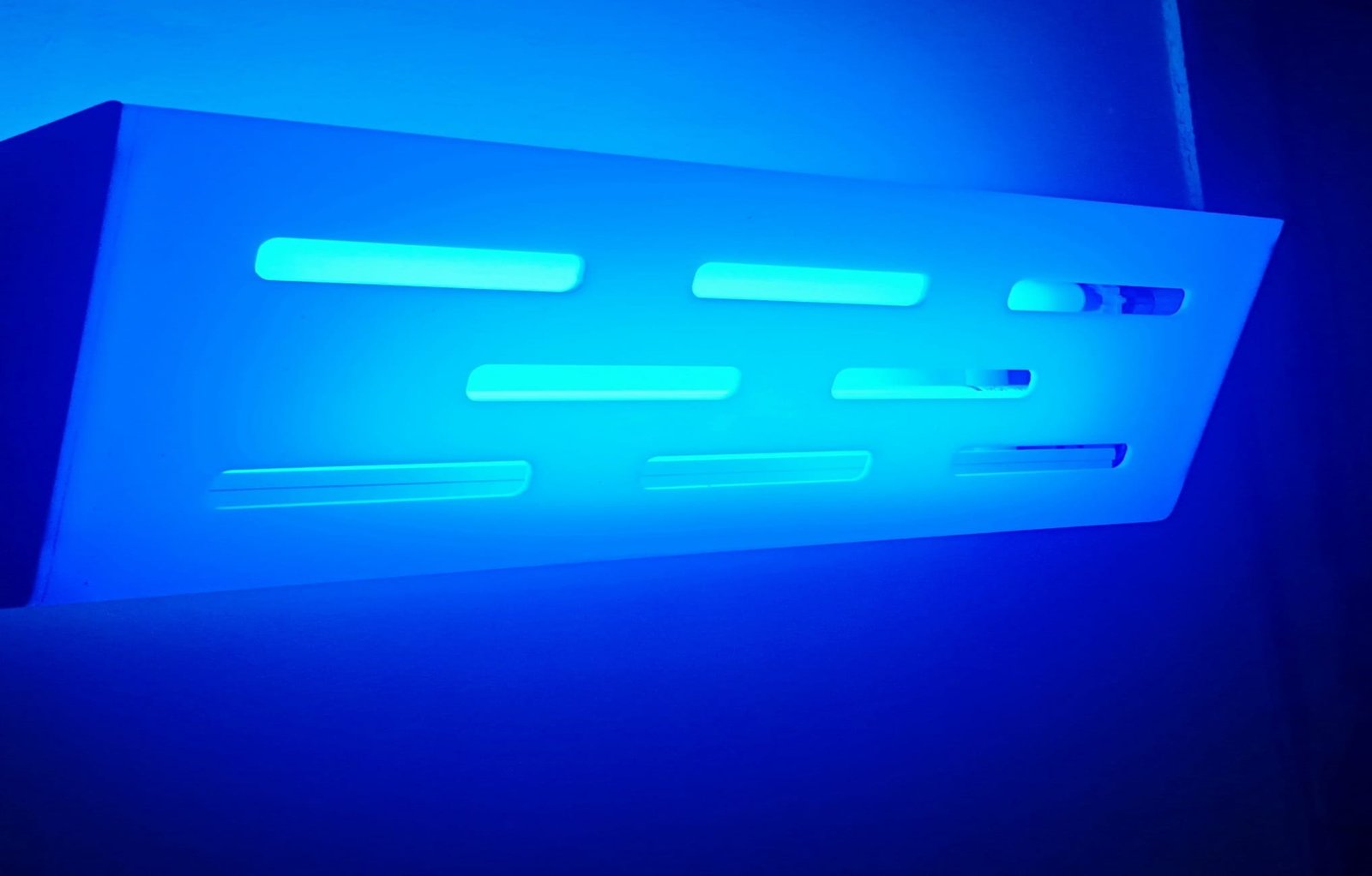 مصيدة ذباب كهربائية ضوئيه لاصقه 46 Fly Light Trap - الصورة 3